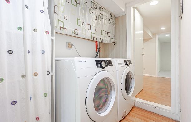 866 W 59th Avenue Marpole