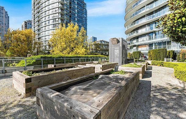 1584 87 Nelson Street Yaletown