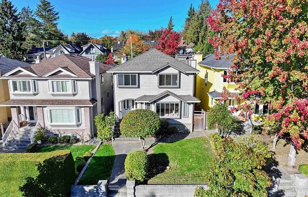 2133 W 49th Avenue Kerrisdale