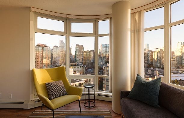 2305 1199 Marinaside Crescent Yaletown