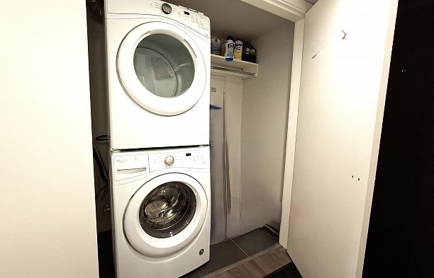 1905 8189 Cambie Street Marpole