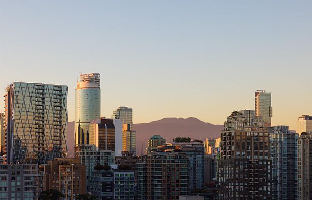 2305 1199 Marinaside Crescent Yaletown