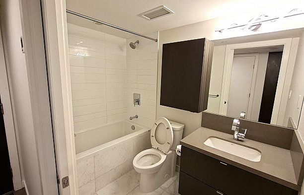 1905 8189 Cambie Street Marpole