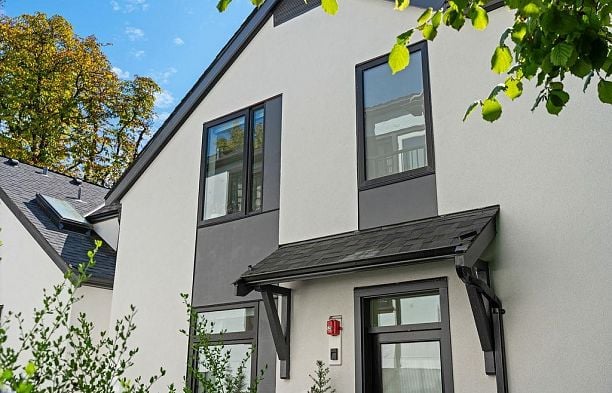 4921 Larch Street MacKenzie Heights