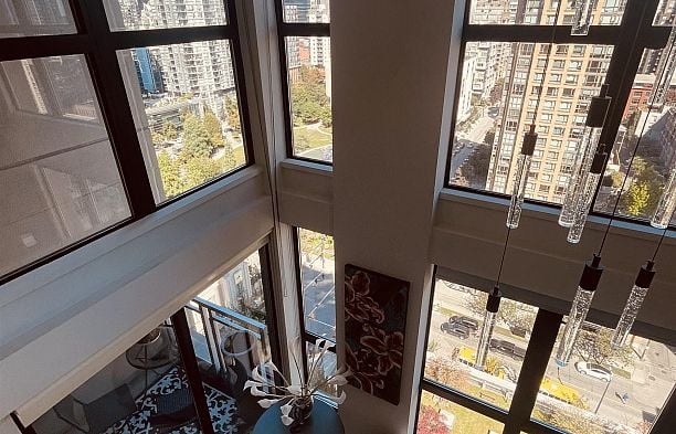 1806 1238 RICHARDS STREET, Vancouver BC V6B 6M6 Yaletown