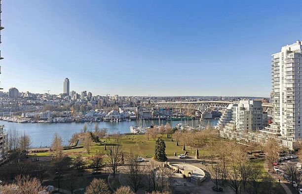 2306 1438 Richards Street Yaletown