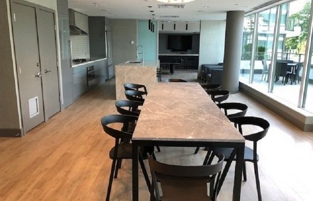 1905 8189 Cambie Street Marpole