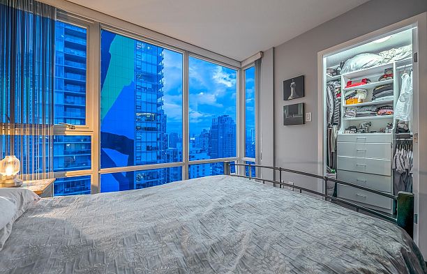 2306 1438 Richards Street Yaletown