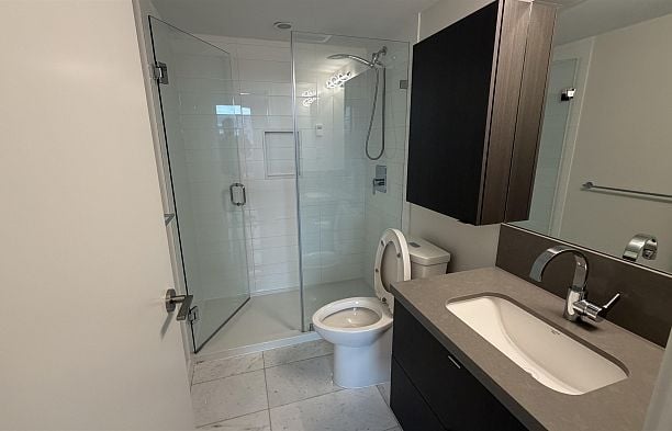 1905 8189 Cambie Street Marpole