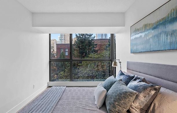 602 1177 Pacific Boulevard Yaletown