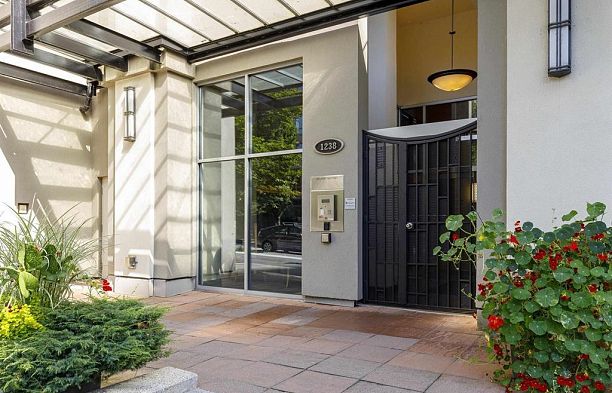 1806 1238 RICHARDS STREET, Vancouver BC V6B 6M6 Yaletown