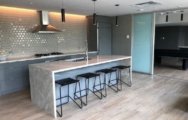 1905 8189 Cambie Street Marpole