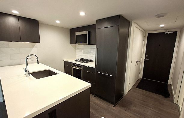 1905 8189 Cambie Street Marpole