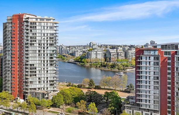 1584 87 Nelson Street Yaletown