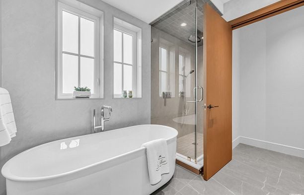 3852 W 50th Avenue Southlands