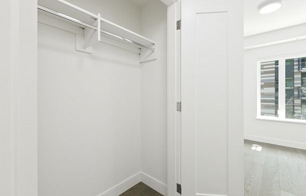 205 488 W 58th Avenue South Cambie