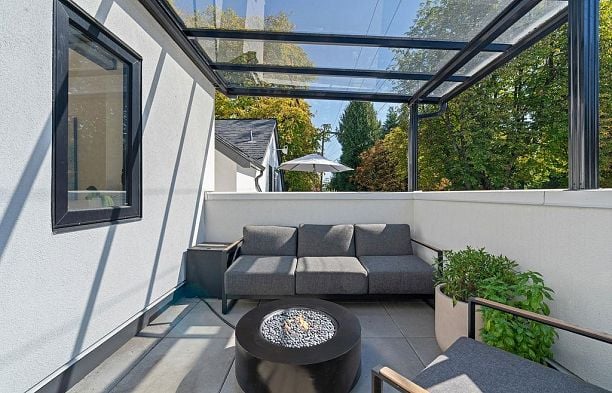 4921 Larch Street MacKenzie Heights