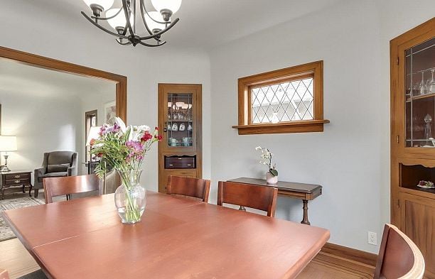 3238 W King Edward Avenue MacKenzie Heights