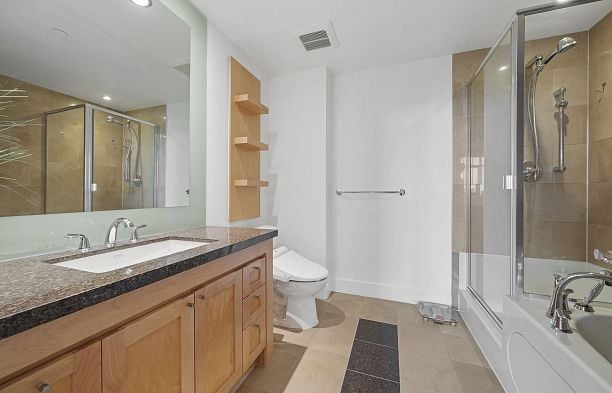 2503 1483 Homer Street Yaletown