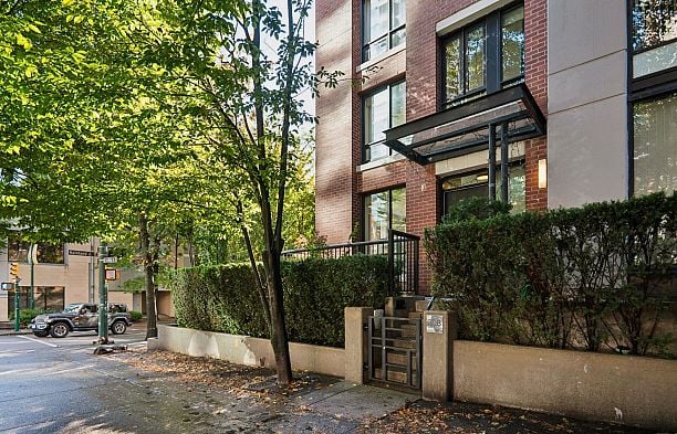 308 Smithe Street Yaletown
