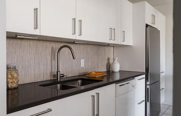 808 756 Great Northern Way Mount Pleasant VE