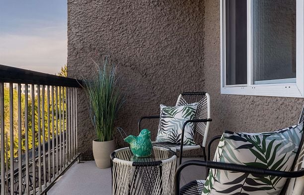 808 756 Great Northern Way Mount Pleasant VE