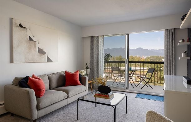 808 756 Great Northern Way Mount Pleasant VE