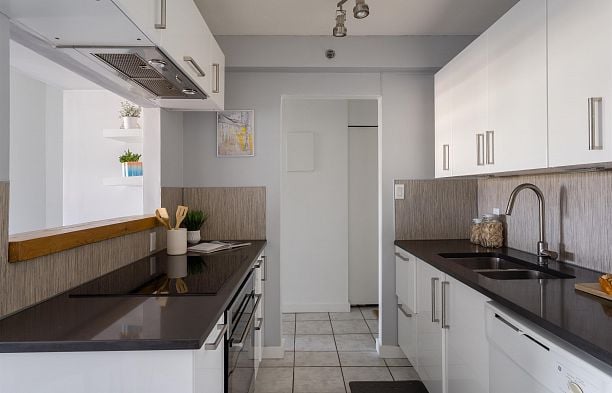 808 756 Great Northern Way Mount Pleasant VE