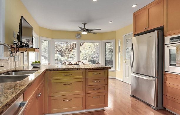 3238 W King Edward Avenue MacKenzie Heights