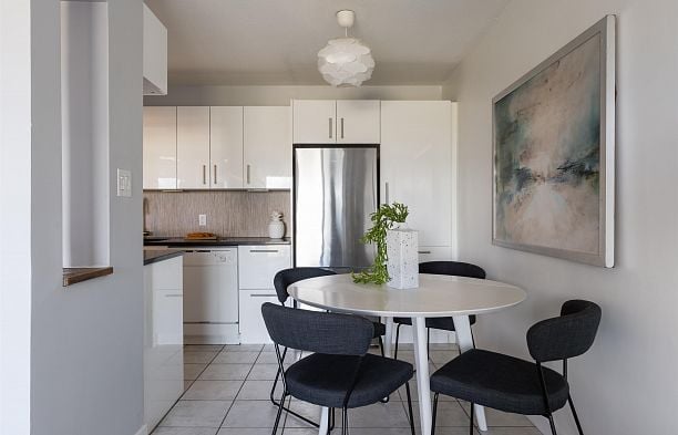 808 756 Great Northern Way Mount Pleasant VE