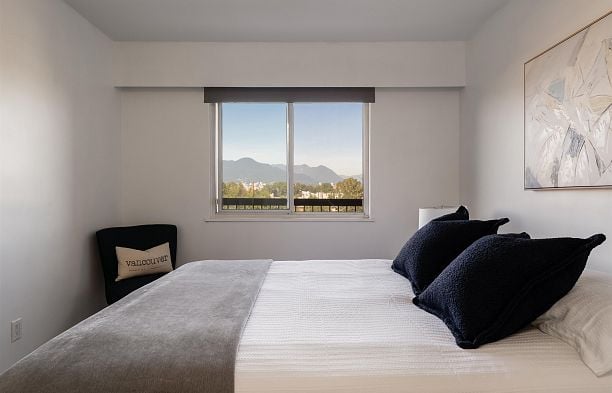 808 756 Great Northern Way Mount Pleasant VE