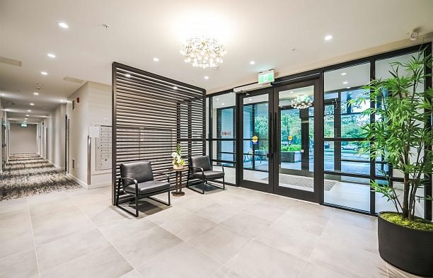 303 6859 Cambie Street South Cambie