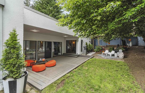 4133 Tytahun Crescent University VW