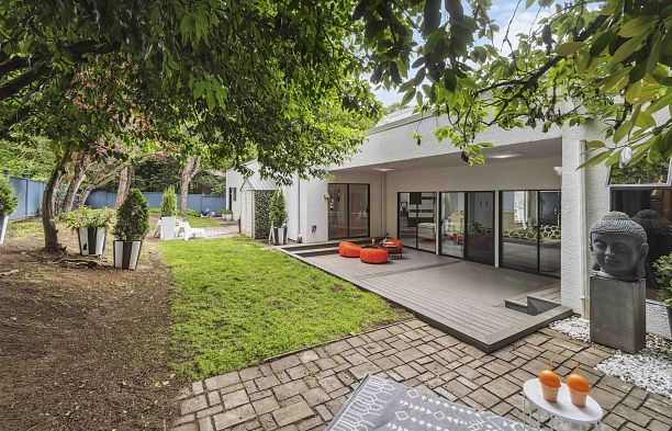 4133 Tytahun Crescent University VW