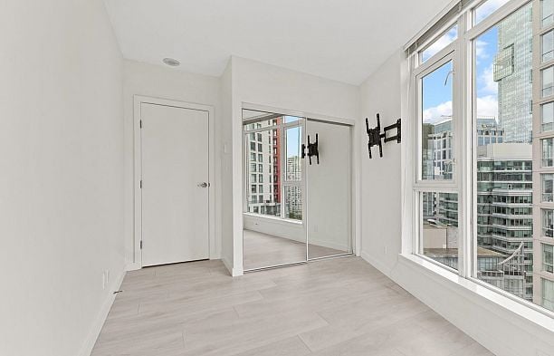 2601 1188 W Pender Street Coal Harbour