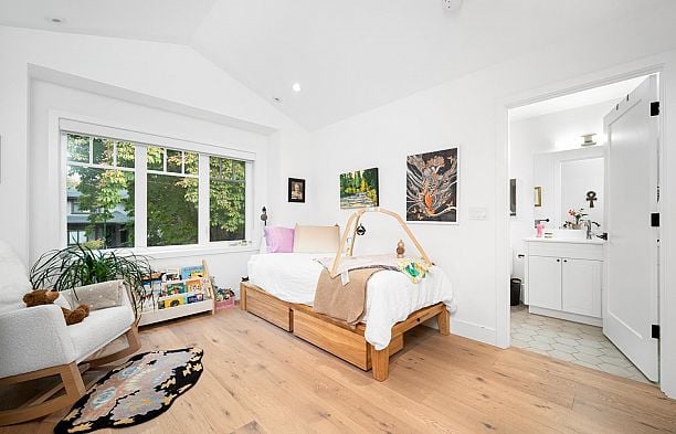 3530 W 43rd Avenue Southlands