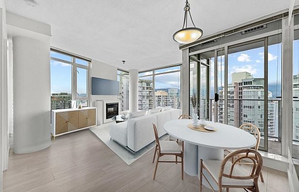 2601 1188 W Pender Street Coal Harbour