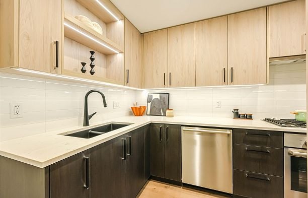 303 6859 Cambie Street South Cambie