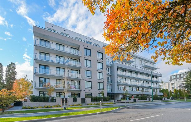 303 6859 Cambie Street South Cambie