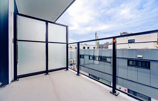 303 6859 Cambie Street South Cambie