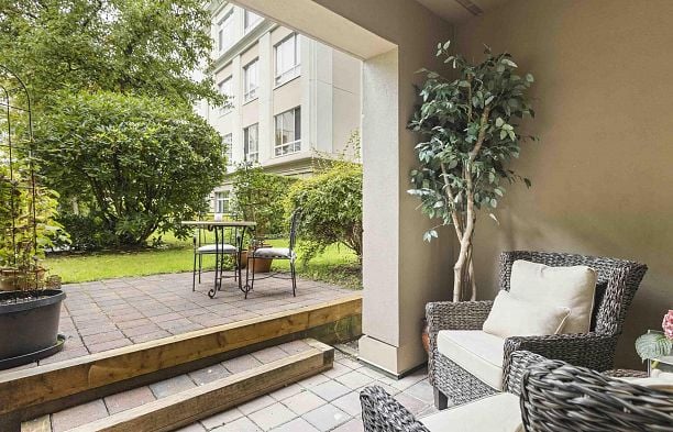 109 5735 Hampton Place University VW