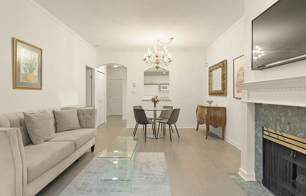 109 5735 Hampton Place University VW