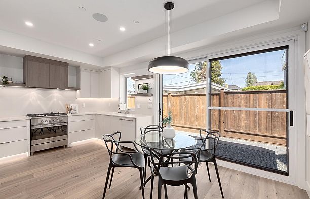 1135 W 33rd Avenue Shaughnessy