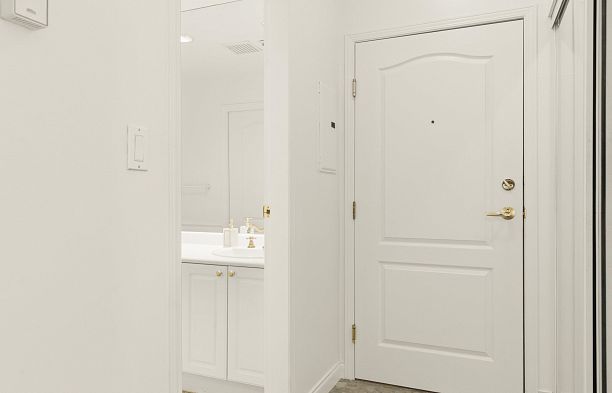 109 5735 Hampton Place University VW