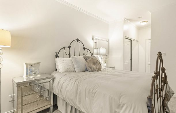 109 5735 Hampton Place University VW