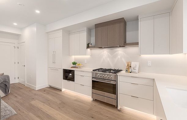 1135 W 33rd Avenue Shaughnessy