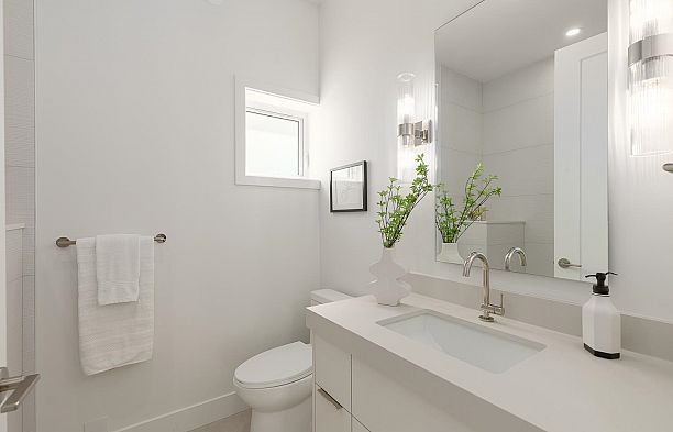 1135 W 33rd Avenue Shaughnessy