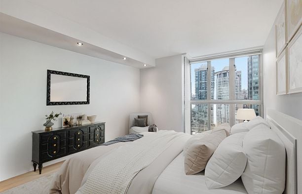 2206 1238 Melville Avenue Coal Harbour