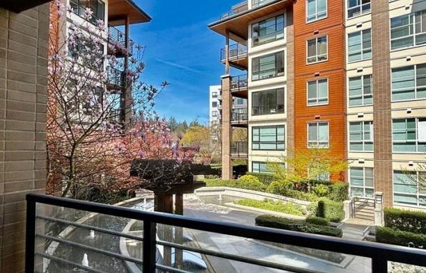 218 5983 Gray Avenue University VW