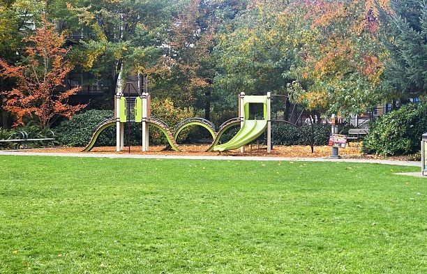 218 5983 Gray Avenue University VW